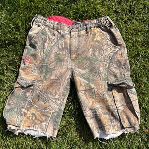 Camo realtree cargo shorts